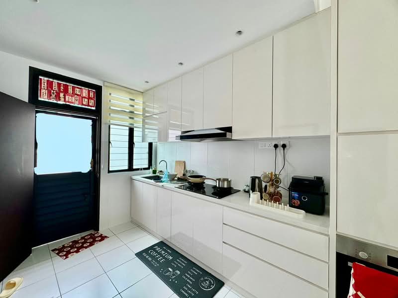 Rumah Teres 2 Tingkat untuk Dijual di Taman Austin Duta (Tebrau) - Agnes . - PropertyGuru.com.my