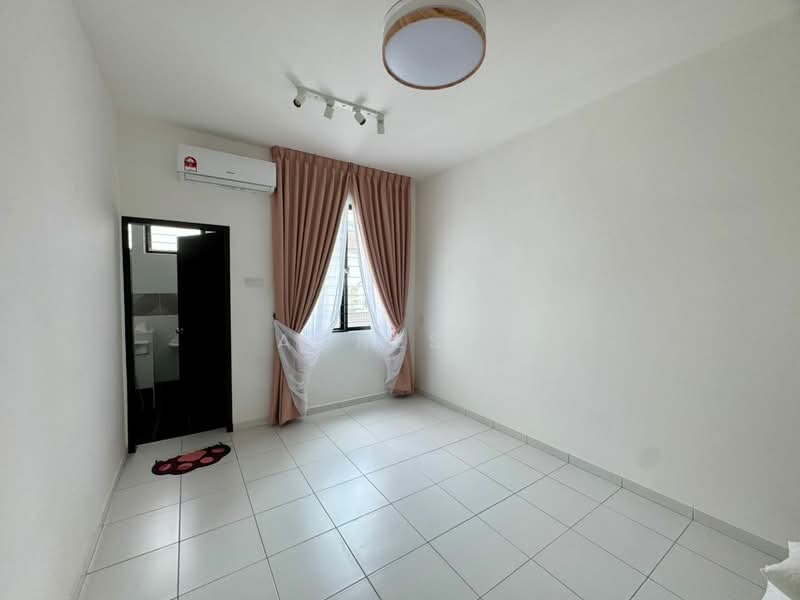 Rumah Teres 2 Tingkat untuk Dijual di Taman Austin Duta (Tebrau) - Agnes . - PropertyGuru.com.my