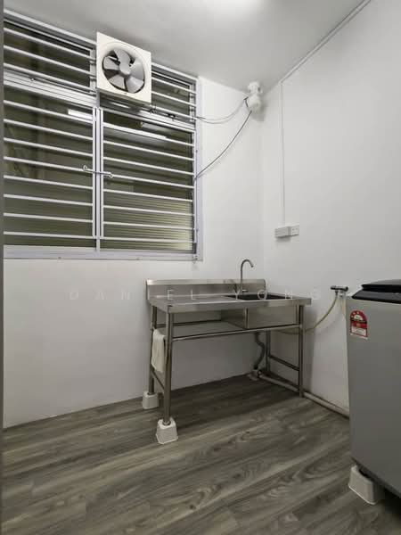 Pangsapuri untuk Dijual di Flora Damai - Daniel Yong - PropertyGuru.com.my