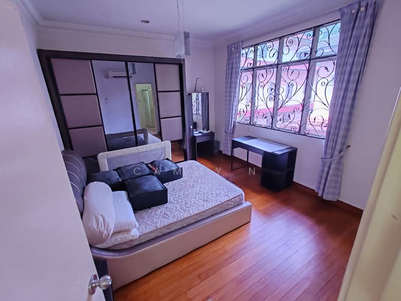 Rumah Berkembar untuk Dijual di Bandar Sri Damansara (Selangor) - Cammy N - Bedroom - PropertyGuru.com.my