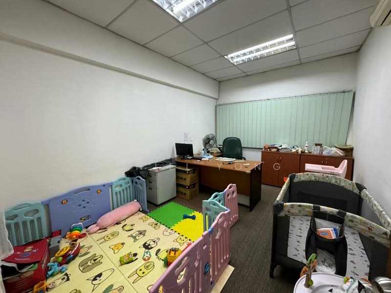 Kedai untuk Disewa di Taman Johor Jaya (Johor Bahru) - Daniel Yong - Interior - PropertyGuru.com.my