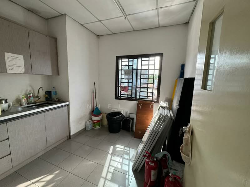 Kedai untuk Disewa di Taman Johor Jaya (Johor Bahru) - Daniel Yong - Kitchen - PropertyGuru.com.my
