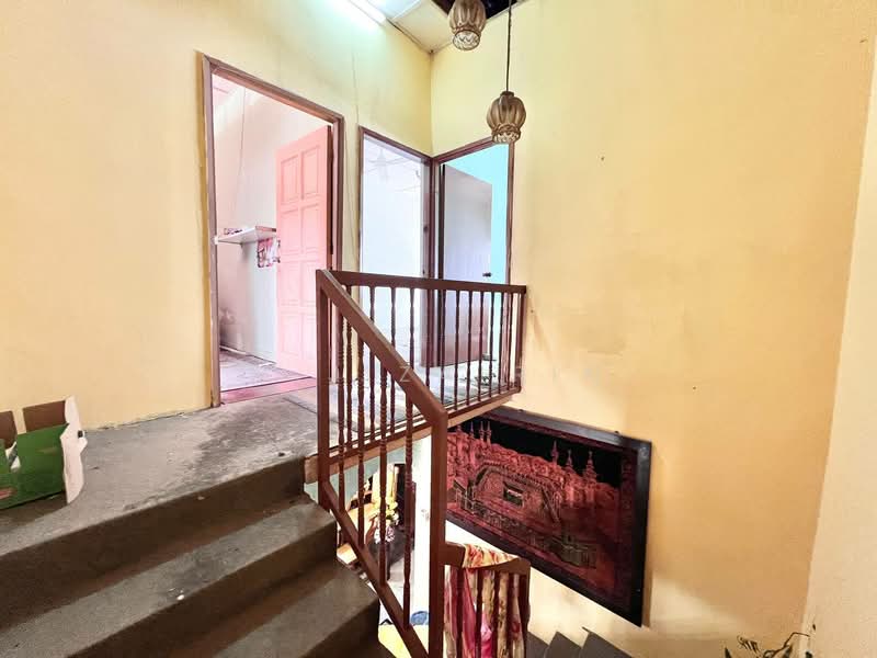 2-storey Terraced House for Sale in Taman Cempaka (Ampang) - M.J Zairin - Interior - PropertyGuru.com.my