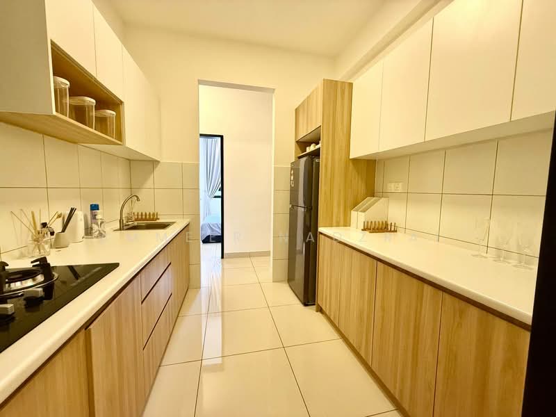 Condominium for Sale at Setia Seraya Residences - Ammeer Nadzrai - Kitchen - PropertyGuru.com.my
