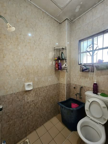 2-storey Terraced House for Sale in Bukit Bandaraya (Shah Alam) - Adibah Salim - Bathroom - PropertyGuru.com.my