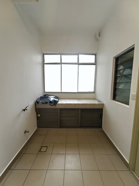 Condominium for Rent at KM1 East - Mak Oliver - Interior - PropertyGuru.com.my