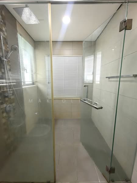Condominium for Rent at KM1 East - Mak Oliver - Bathroom - PropertyGuru.com.my
