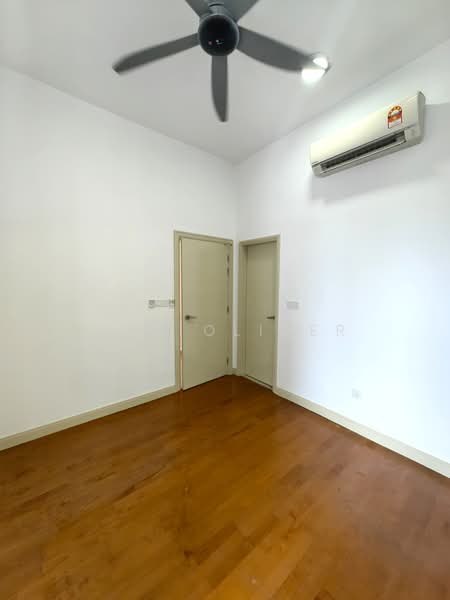 Condominium for Rent at KM1 East - Mak Oliver - Interior - PropertyGuru.com.my