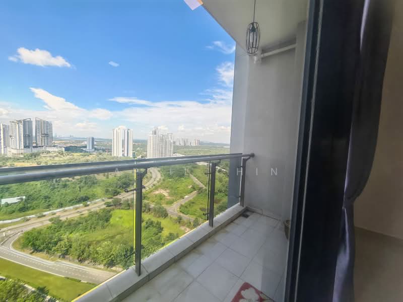 Servis Apartment untuk Disewa di Meridin Suites @ The Meridin - April Chin - Balcony - PropertyGuru.com.my