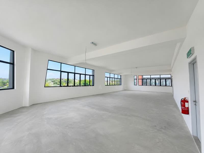 Shop / Office for Rent in Bandar Gamuda Cove (Dengkil) - Fiona Lee - Interior - PropertyGuru.com.my