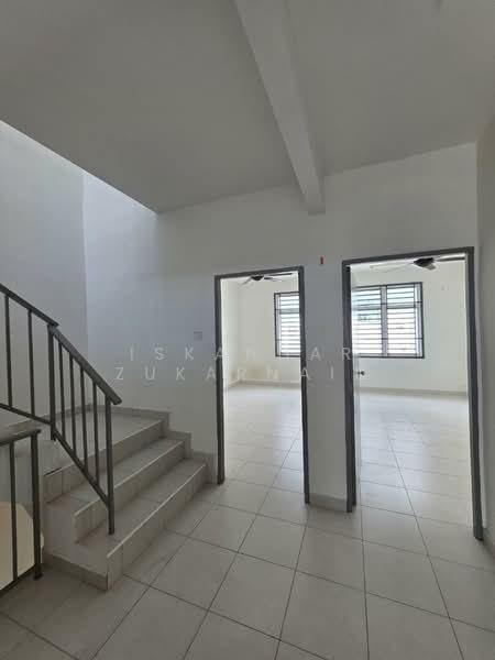 Rumah Teres 3 Tingkat untuk Dijual di Johor Bahru (Johor) - Iskandar Zukarnain - Interior - PropertyGuru.com.my