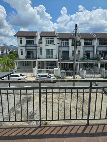 Rumah Teres 3 Tingkat untuk Dijual di Johor Bahru (Johor) - Iskandar Zukarnain - Exterior - PropertyGuru.com.my