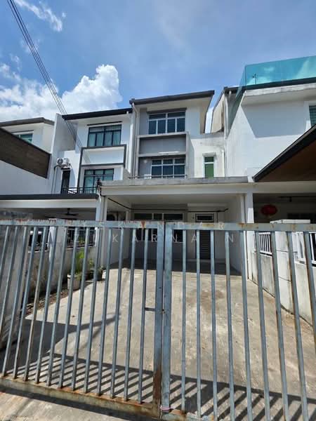 Rumah Teres 3 Tingkat untuk Dijual di Johor Bahru (Johor) - Iskandar Zukarnain - Exterior - PropertyGuru.com.my