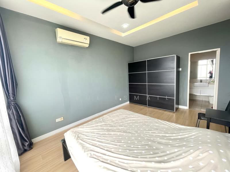 Condominium for Sale at Damansara Foresta - Azrul Ismail - Bedroom - PropertyGuru.com.my
