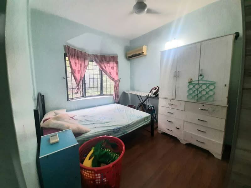 Condominium for Sale at Sri Ledang - M.J Zairin - Bedroom - PropertyGuru.com.my