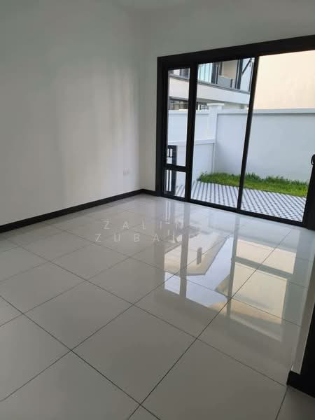 Rumah Berkembar untuk Dijual di Shah Alam (Selangor) - Zalina Zubaidi - PropertyGuru.com.my