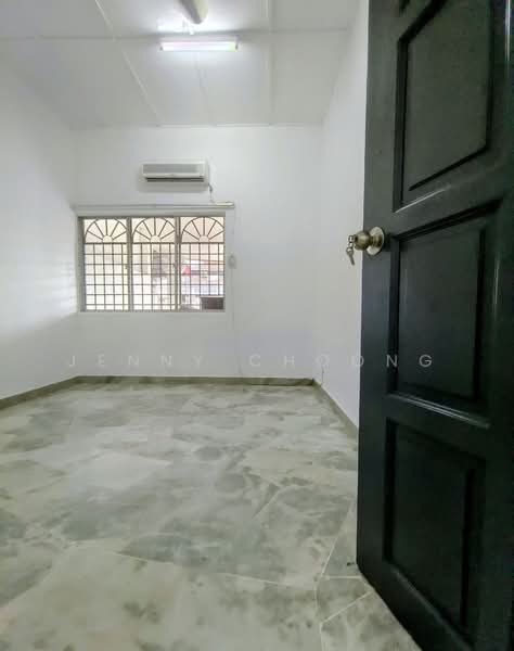 1-storey Terraced House for Sale in Taman Rakan Cheras (Cheras) - Jenny Choong - Interior - PropertyGuru.com.my