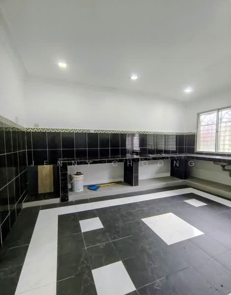 1-storey Terraced House for Sale in Taman Rakan Cheras (Cheras) - Jenny Choong - Kitchen - PropertyGuru.com.my