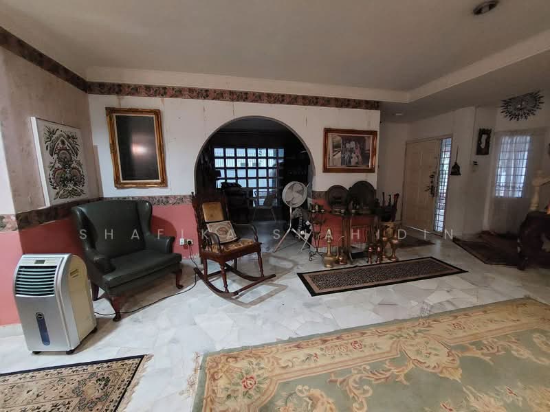 Rumah Banglo untuk Dijual di Taman Melawati (Ulu Kelang) - Shafika Shahidin - Living Room - PropertyGuru.com.my