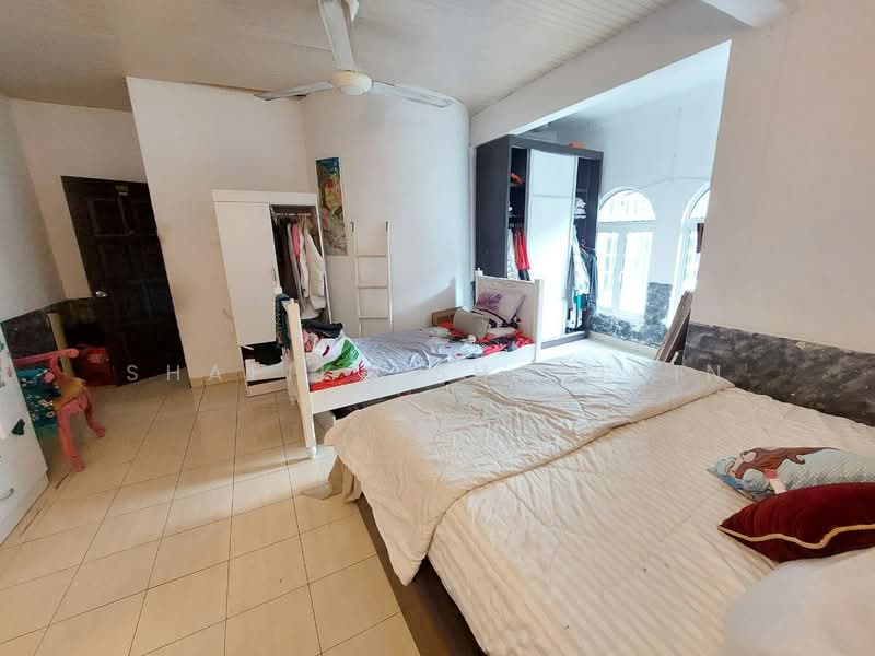 Rumah Banglo untuk Dijual di Taman Melawati (Ulu Kelang) - Shafika Shahidin - Bedroom - PropertyGuru.com.my