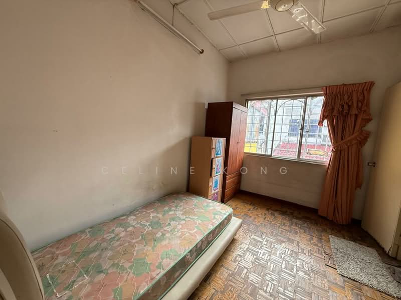 Rumah Teres 2 Tingkat untuk Dijual di Puchong (Selangor) - Celine Kong - Bedroom - PropertyGuru.com.my