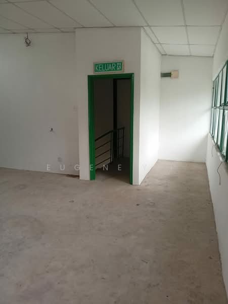 Kilang untuk Dijual di Rawang (Selangor) - Eugene Yap - Entrance - PropertyGuru.com.my