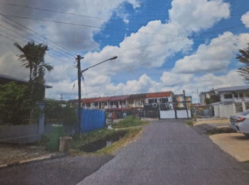 Rumah Berkembar untuk Dijual di Sibu (Sarawak) - Leslie Low - Exterior - PropertyGuru.com.my