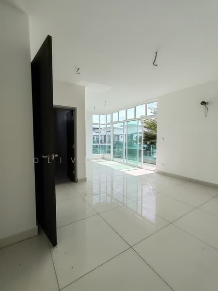 Rumah Kluster untuk Dijual di Taman Mutiara Rini (Skudai) - Olivia Ching - PropertyGuru.com.my