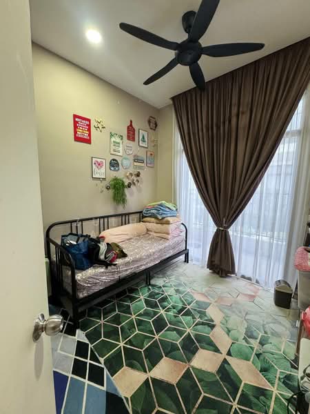 Terraced House for Rent in Eco Grandeur (Puncak Alam) - Zulhaikal Asmadee - Bedroom - PropertyGuru.com.my