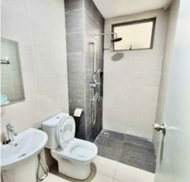 Servis Apartment untuk Disewa di Cybersquare - Kar Hooi - Bathroom - PropertyGuru.com.my
