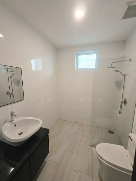Semi-Detached House for Rent in Tiger Lane (Ipoh) - Gary Tang - Bathroom - PropertyGuru.com.my