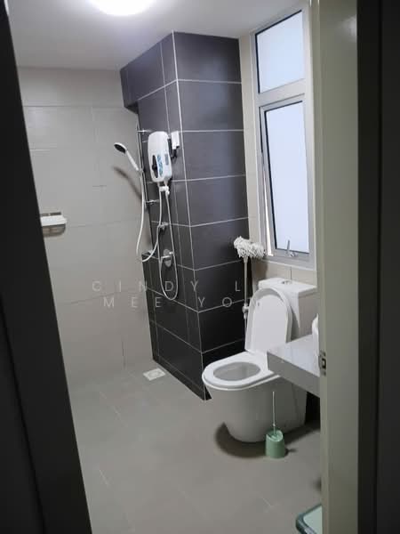 Servis Apartment untuk Dijual di MIRAI Residences - Cindy Low Mee Yong - Bathroom - PropertyGuru.com.my