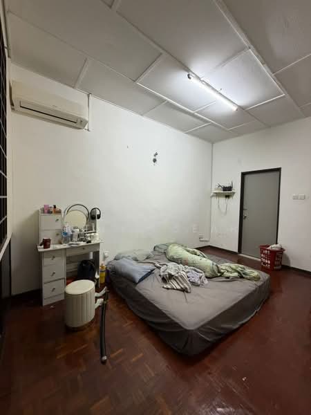 2-storey Terraced House for Rent in Johor Bahru (Johor) - Steve Seah - Bedroom - PropertyGuru.com.my
