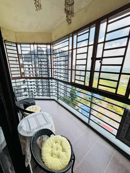 Pangsapuri untuk Dijual di Seri Mutiara Apartment - Pauline Ng - Balcony - PropertyGuru.com.my