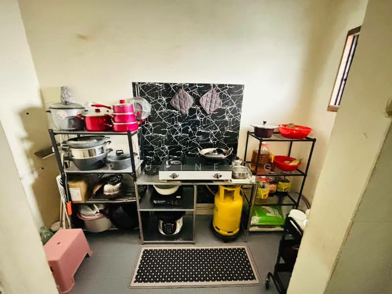 Pangsapuri untuk Dijual di Seri Mutiara Apartment - Pauline Ng - Kitchen - PropertyGuru.com.my