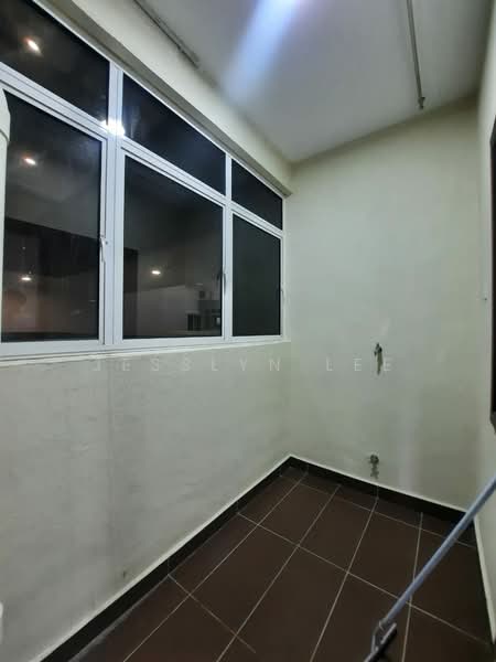 Condominium for Rent at Paraiso Residence @ The Earth - Jesslyn Lee - Balcony - PropertyGuru.com.my