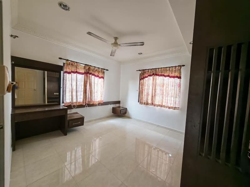 Semi-Detached House for Rent in Johor Bahru (Johor) - Joanne Yong - Bedroom - PropertyGuru.com.my