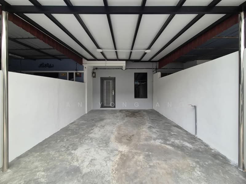 Rumah Teres untuk Dijual di Taman Nusa Damai (Pasir Gudang) - Han Yong Ang - Exterior - PropertyGuru.com.my