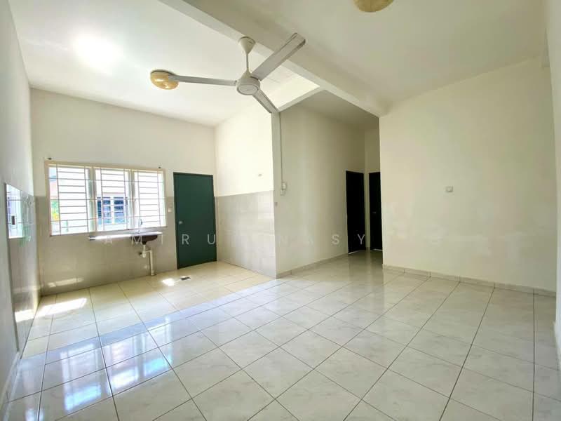 Semi-Detached House for Sale in Kapar (Selangor) - Amirul Nasyriq - Interior - PropertyGuru.com.my