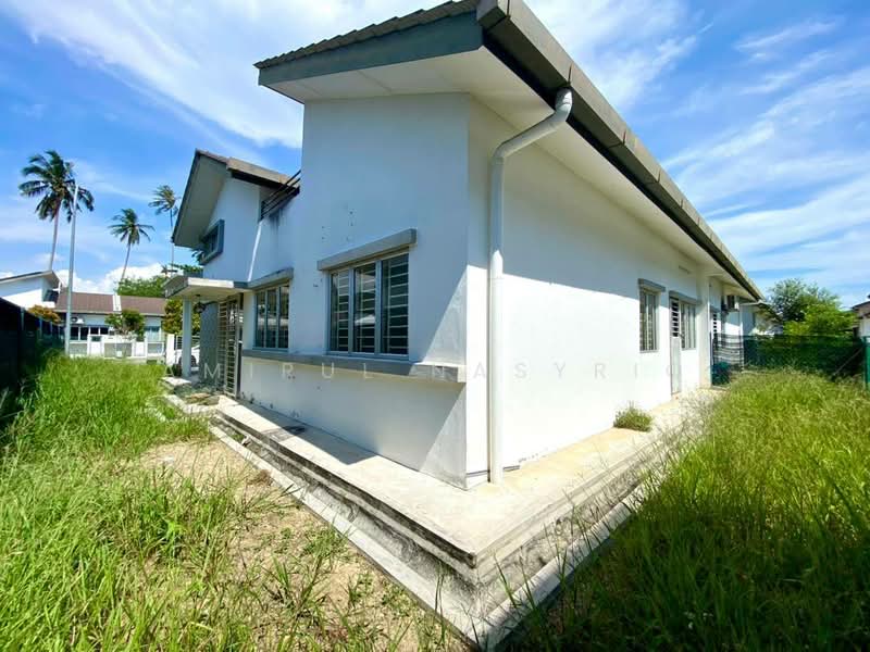 Semi-Detached House for Sale in Kapar (Selangor) - Amirul Nasyriq - Exterior - PropertyGuru.com.my