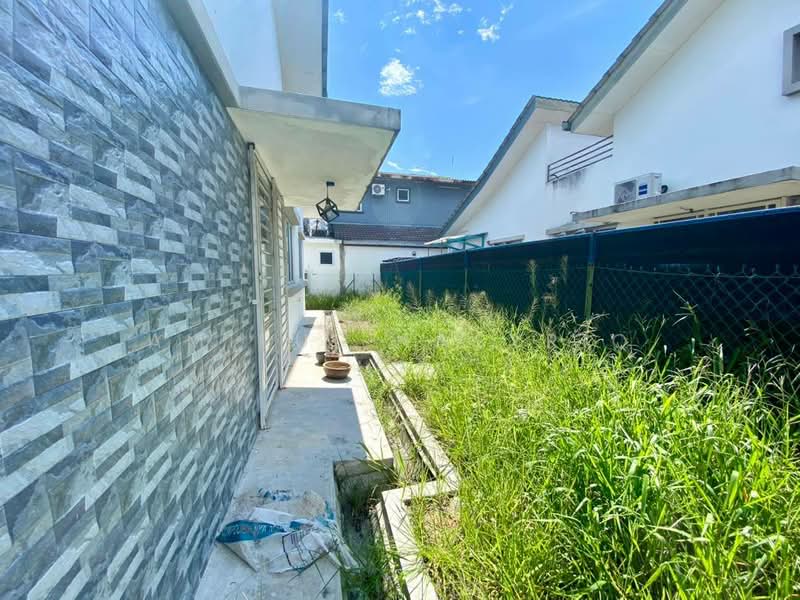 Semi-Detached House for Sale in Kapar (Selangor) - Amirul Nasyriq - Exterior - PropertyGuru.com.my