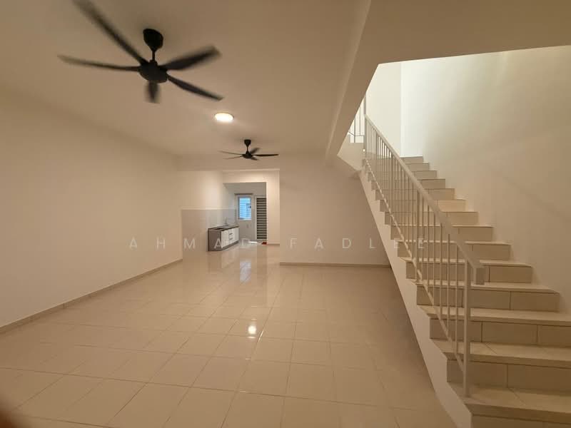 Rumah Teres 2 Tingkat untuk Disewa di Sepang (Selangor) - Ahmad Fadlee - Living Room - PropertyGuru.com.my