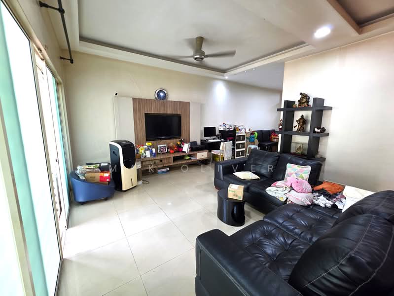 3-storey Terraced House for Sale in Taman Impian Indah (Bukit Jalil) - Mak Oliver - Living Room - PropertyGuru.com.my
