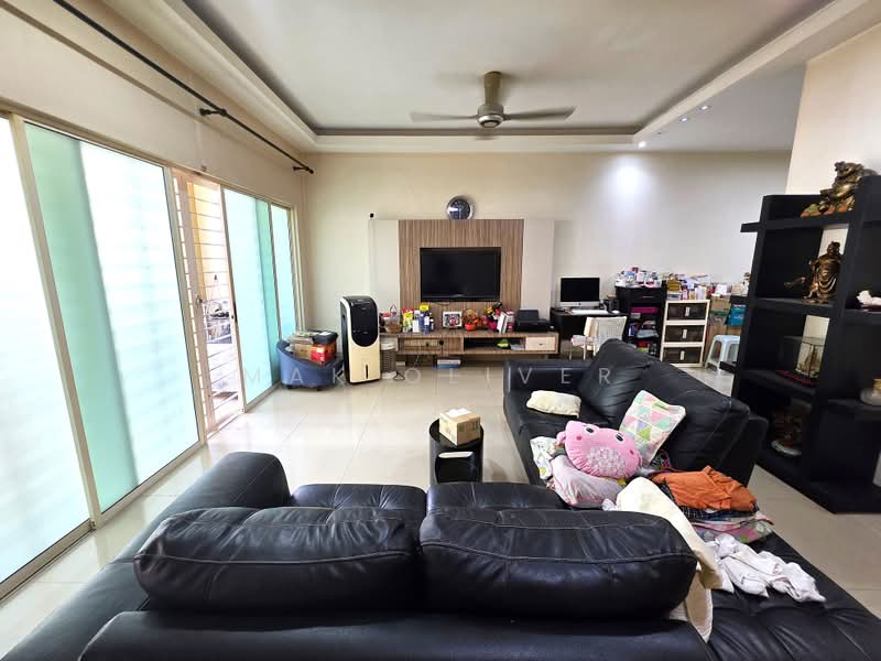 3-storey Terraced House for Sale in Taman Impian Indah (Bukit Jalil) - Mak Oliver - Living Room - PropertyGuru.com.my
