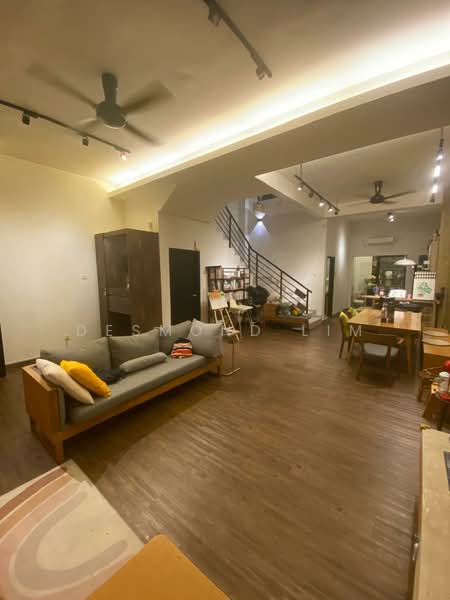 2-storey Terraced House for Sale in Ulu Tiram (Johor) - Desmond Lim - Living Room - PropertyGuru.com.my