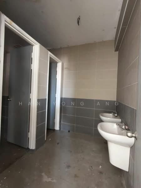 Cluster Factory for Rent in Taman Perniagaan Setia (Johor Bahru) - Han Yong Ang - Bathroom - PropertyGuru.com.my
