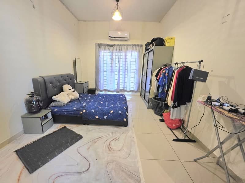 Semi-Detached House for Sale in Kampung Batu 9 Kebun Baru (Telok Panglima Garang) - Wan Azlan Ahmad - PropertyGuru.com.my