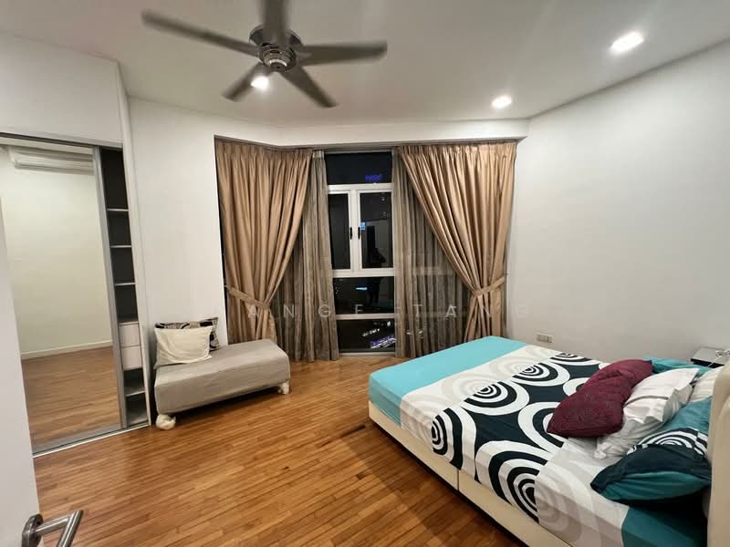 Condominium for Sale at Idaman Residence - Orange Tang - Bedroom - PropertyGuru.com.my