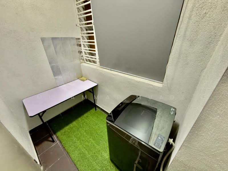 Servis Apartment untuk Dijual di SkyLake Residence - Muhammad Muadz - Balcony - PropertyGuru.com.my