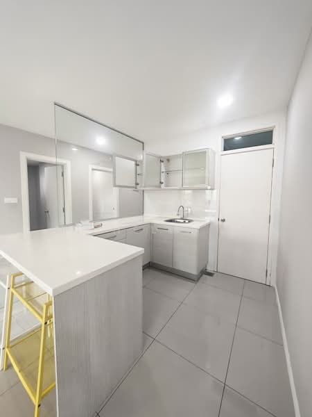 Condominium for Rent at Ujana Executive Apartment - Michelle Ng - Kitchen - PropertyGuru.com.my